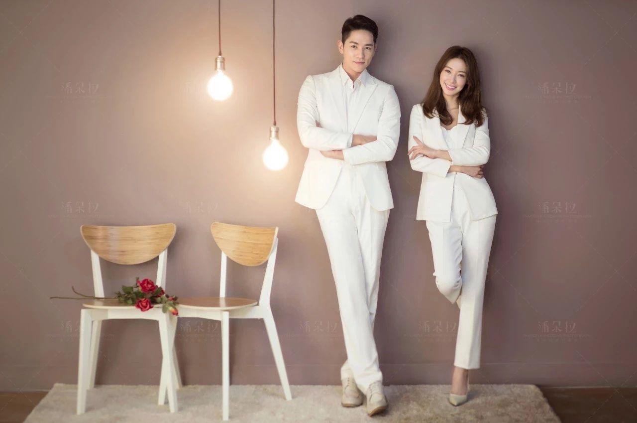 怎么拍好韩式纯色背景婚纱照, 来看看吧!