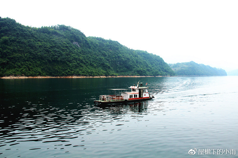 aaaaa级清江画廊久闻大名,果然名不虚传,水绿如墨