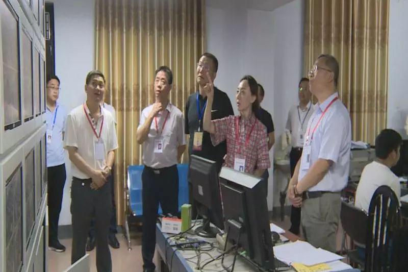 郑州市教育局领导到荥阳市巡视高考保密工作