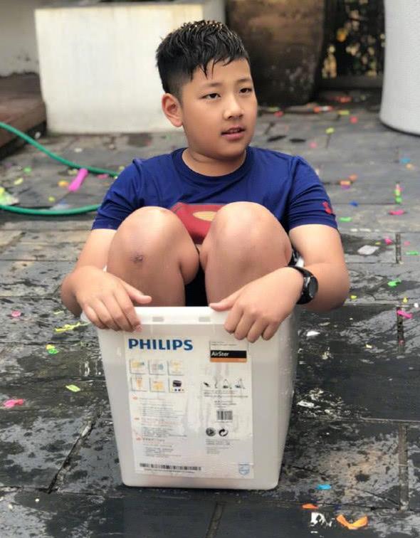 石头郭子睿终于长大了, 颜值变化太大, 网友直呼