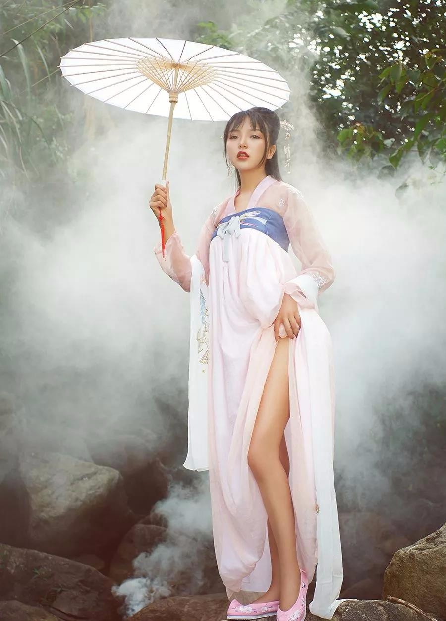 给不了她嫁衣就别动她内衣_给别人做了嫁衣图片(2)