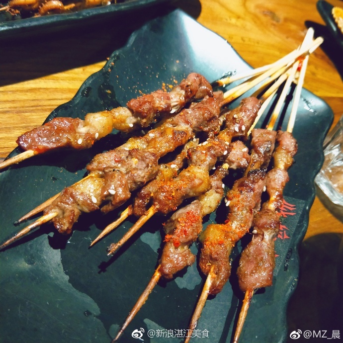 吃夜宵吗?卡路里贼高会胖的那种