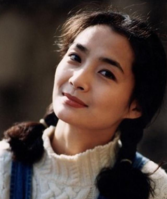 患癌症却为爱与丈夫离婚，去世那天前夫才知道原因，全家悲痛欲绝