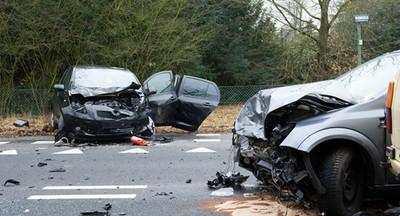 驾车撞死人,保险买了一百万的,还要坐牢吗?