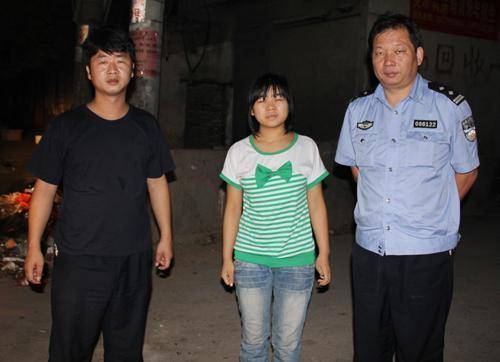 女子路边遭遇咸猪手,男子见义勇为,却被警察