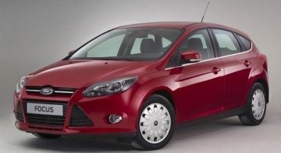 偶遇19款福特福克斯，网友：帅到一塌糊涂，本田思域有苦头吃了