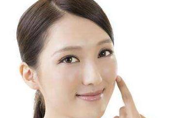 女人，多按脸上这3个位置，轻松消除皱纹