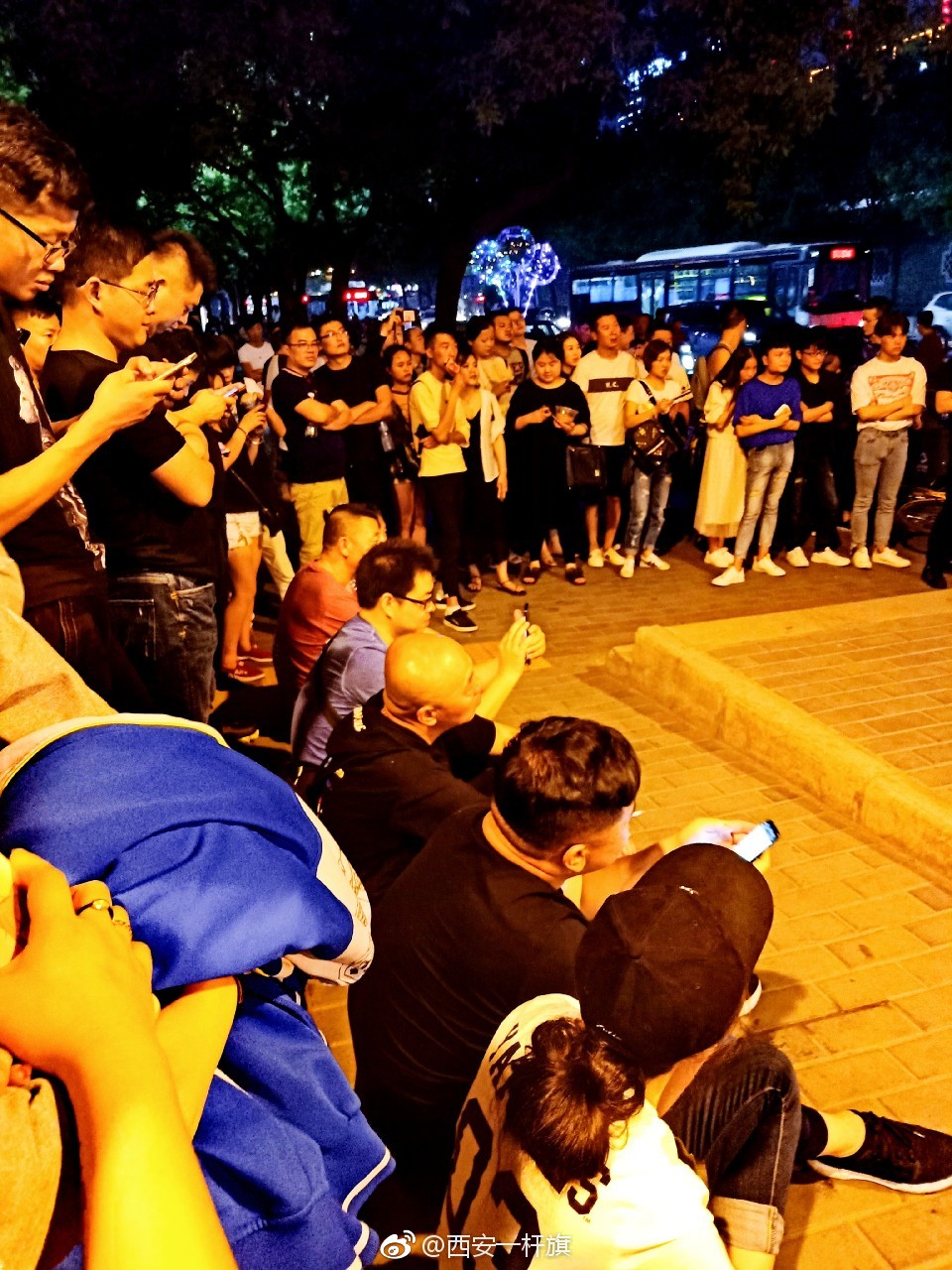 西安城墙根里有个听南门说