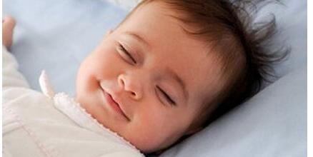 宝宝夜奶危害大!崔玉涛教授都让给宝宝断夜奶