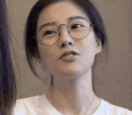 迪丽热巴关美颜,冯提莫关美颜,明星网红差距一