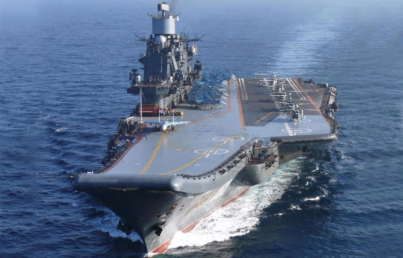 从2012年辽宁号航母服役,到今年新国产航空母舰海试,中国仅用数年时间就初步实现了双航母的梦想,这样的效率是很高的。同样憧憬双航母的印度现在还没有完成维克兰特号航空母舰的建造工作,而俄罗斯现在唯一的库兹涅佐夫号航空母舰也处于大修状态。到时候库兹涅佐夫号航空母舰重新入役的时候,中国应该已经拥有真正的双航母编队了。 而且在辽宁舰基础上发展的新国产航母性能更加先进,库兹涅佐夫级航空母舰的定位实际上是重型载机巡洋舰,而国产航母则是真正按照航空母舰标准研发的,在取消导弹阵位空间之后,舰载机搭载能力已经得到进一步提升