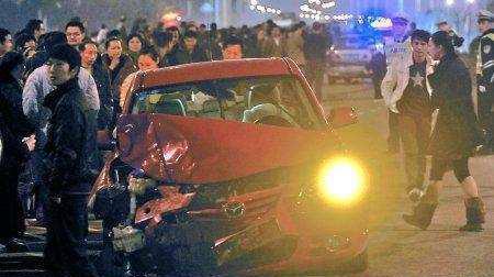 驾车撞死人,保险买了一百万的,还要坐牢吗?