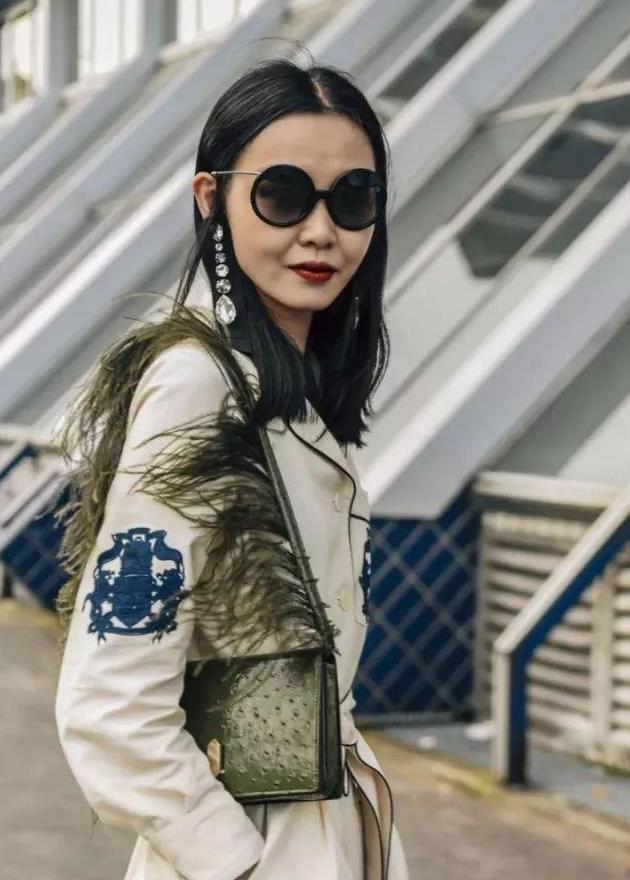 2018秋冬十大流行色!谁穿谁美!