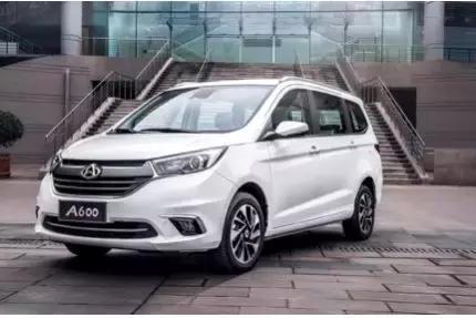 品质家用车标杆，1.6L+爱信6AT，座椅布局有5/6/7座，仅5.89万起