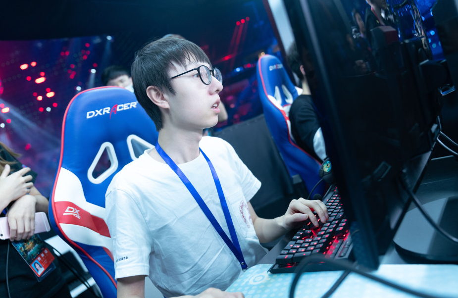 RNG对决IG,LPL决赛宣传片出炉,Jackeylove:我