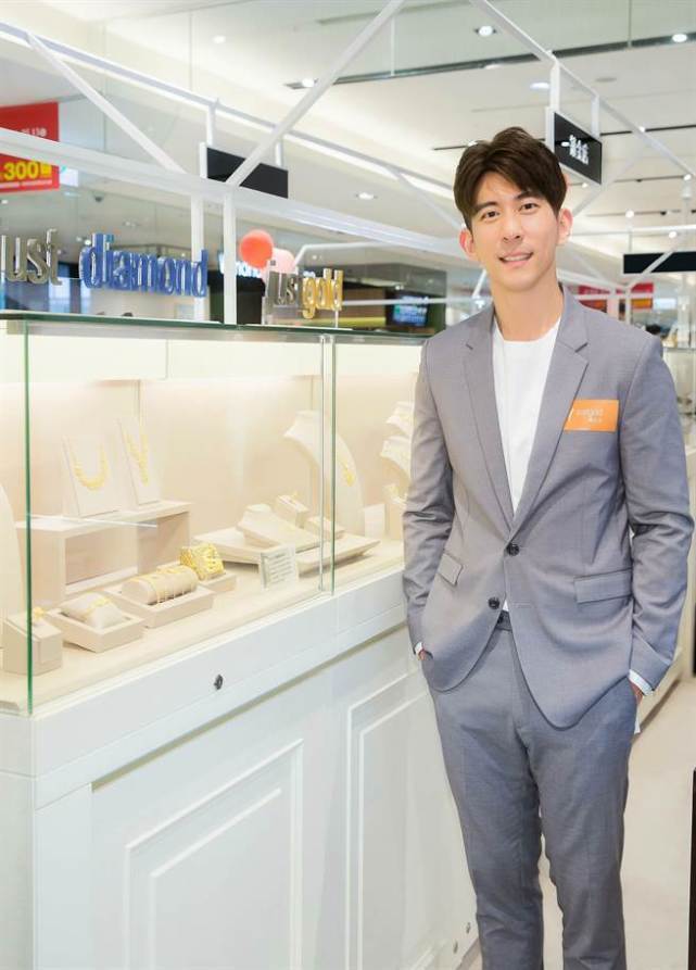 林心如再次被问二胎问题四字秒回,并自曝母亲