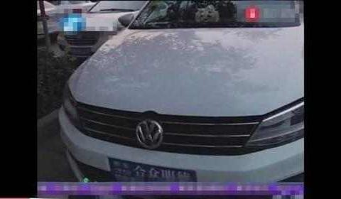 女子新车上牌, 结果车检不合格, 知道原因后连4S店都骂厂家太坑