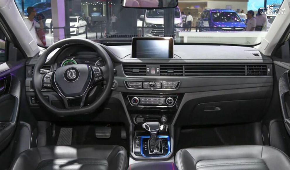 售价实在/续航提升 风行S50EV/菱智M5EV正式上市