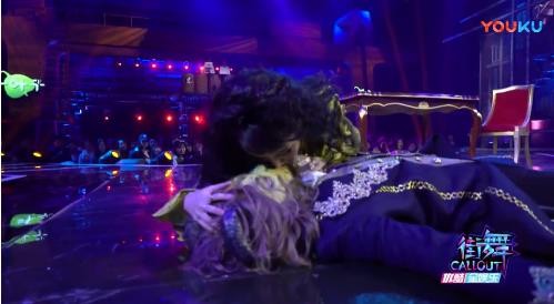 《这就是街舞》杨文昊为什么老被亲?钢铁直男