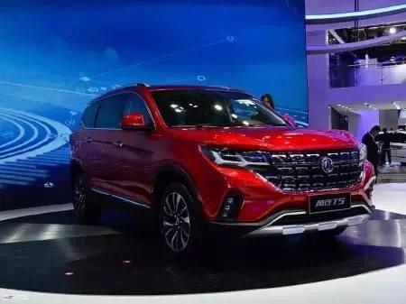 国产又出“王牌”车，1.6T压榨出204马力，八万起售剑指合资车