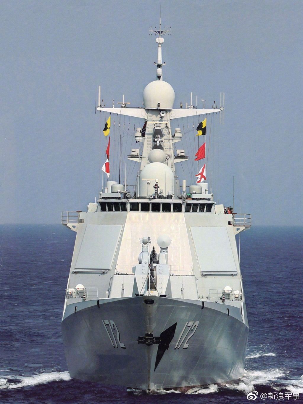 照正面照了,严肃点!中国各型主力舰艇哪个雄伟