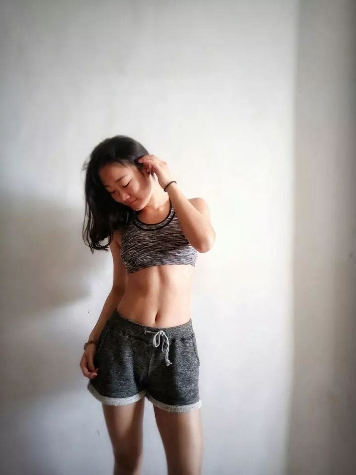 中国女人坚持健身,身材能有多好?看完我决定去