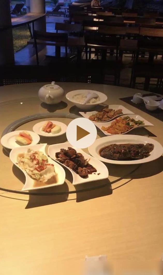 杨颖演一部毁一部,网友大骂:滚出演艺圈吧,求求