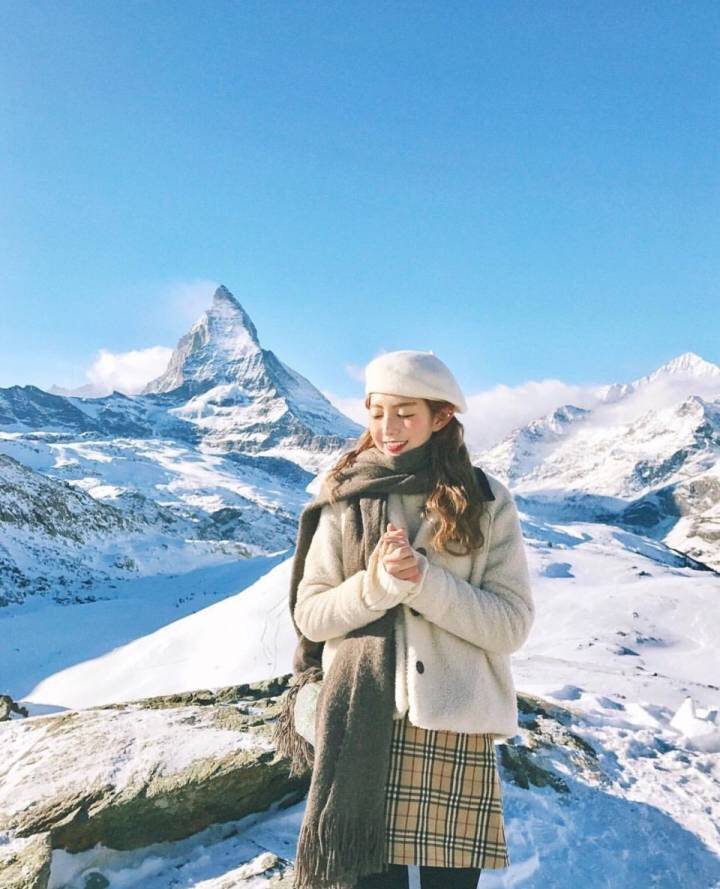 女孩子经常旅行见识多了 自然就会视野宽广 心