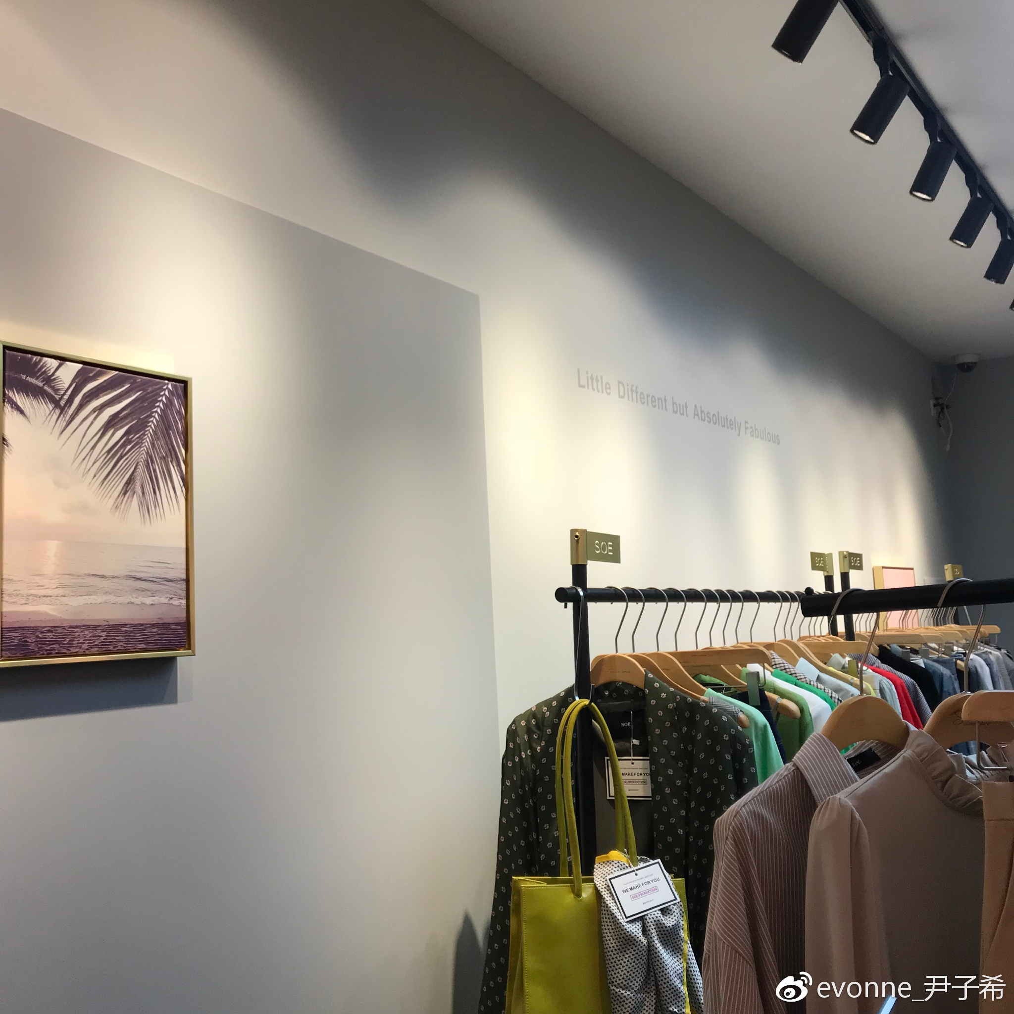 SOE PRODUCTION最纯正的INS风韩国服装品