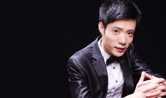 斗鱼主播大司马喜得贵子 直播间众筹为孩子取