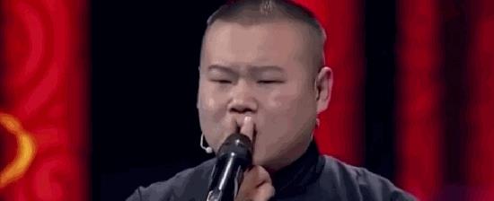 郭德纲,岳云鹏学于谦抽烟的动图合集,这样抽迟