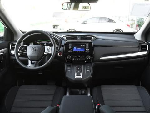 最牛家用车，一箱油能跨省跑，不足21万，丰田也是佩服