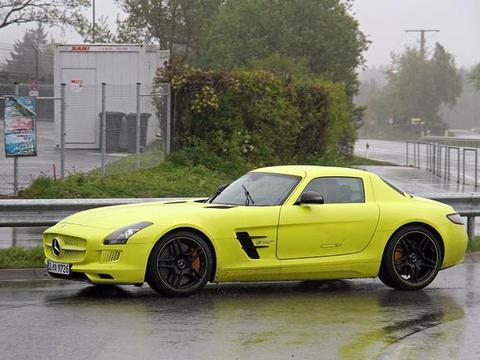 充电的AMG跑车，奔驰只造了9台，充满电能跑250公里