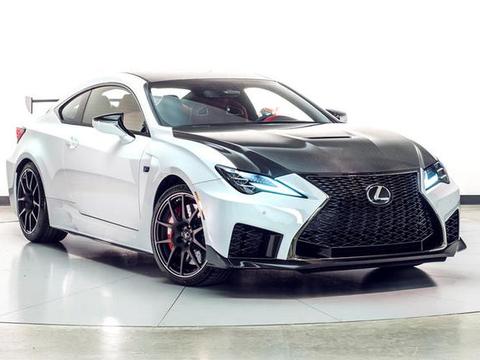 2020款雷克萨斯RC F赛道版官图，输出472马力，外观十分帅气