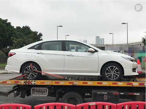 东风新款家轿重磅来袭，配CVT油耗仅4毛，高配不足11万！