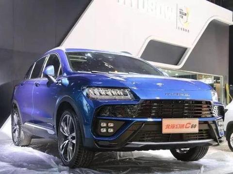 兰博基尼的颜值，比领克01霸气，2.0T轿跑仅不到10万