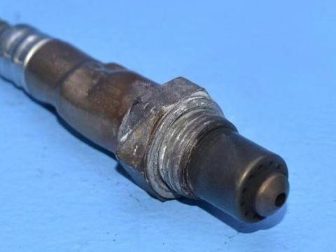 火花塞明明只坏了一个，为什么要给我换4个？原因在这儿！