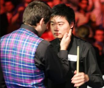 安吉喜欢赵丽颖,包饺子爱上李现:有偶像的孩子,活得有多爽? 安吉喜欢赵丽颖,包饺子爱上李现:有偶像的孩子,活得有多爽?