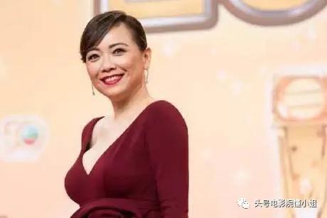 TVB视后过54岁生日,七旬男星陪吹蜡烛,是万梓良前女友曾做小三