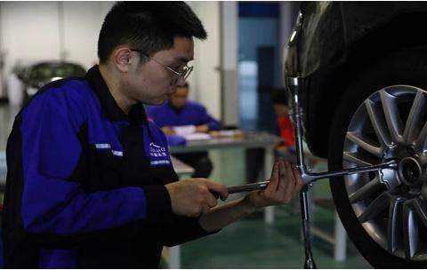 车主注意：车上这4个零件，在10万公里内必须更换，动力足贼省油