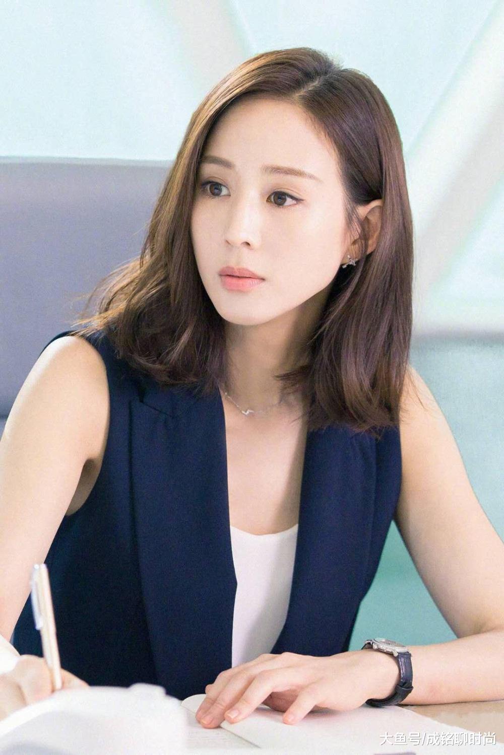 四十多岁职业女性适合烫什么样的发型? 有值得