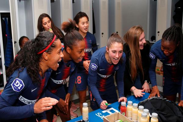 高清:传射建功引法国球迷盛赞!王霜再次化身中