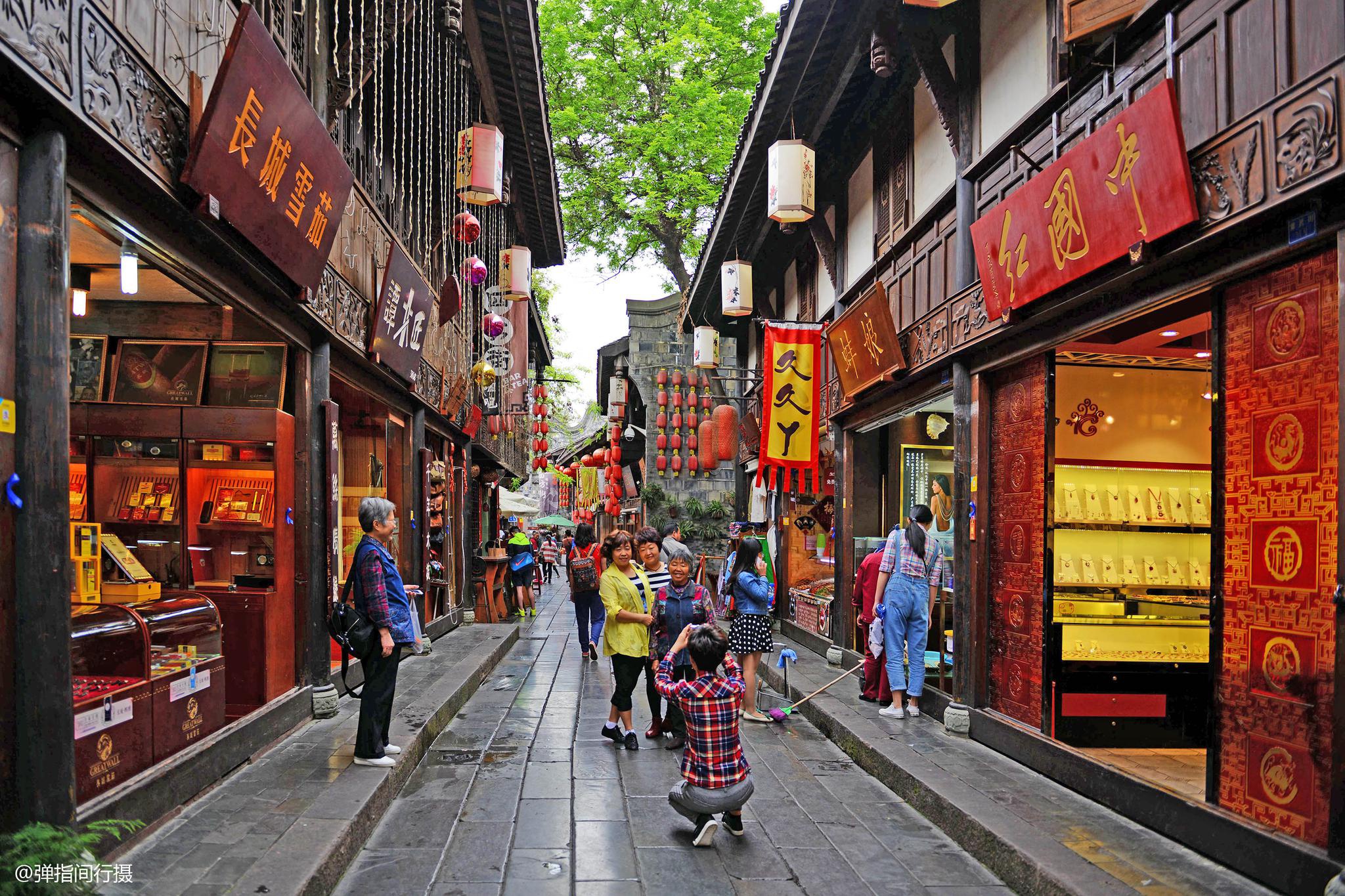 最能代表成都的古街,本地人不以为然,却被外媒评为全球最美街道