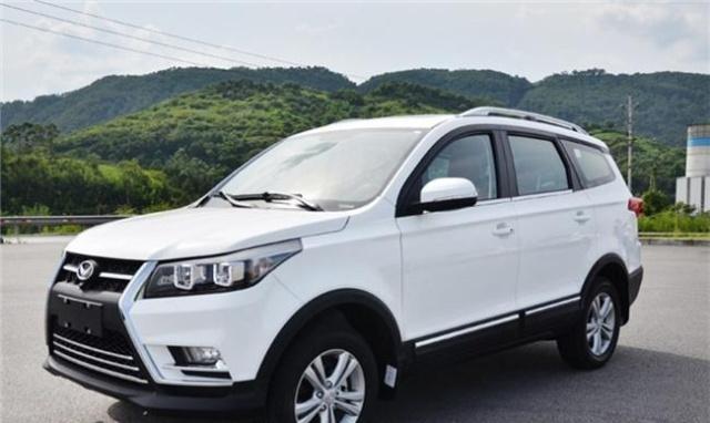 4万就能买到的七座SUV!连续17个月销量过万,全系标配真皮座椅