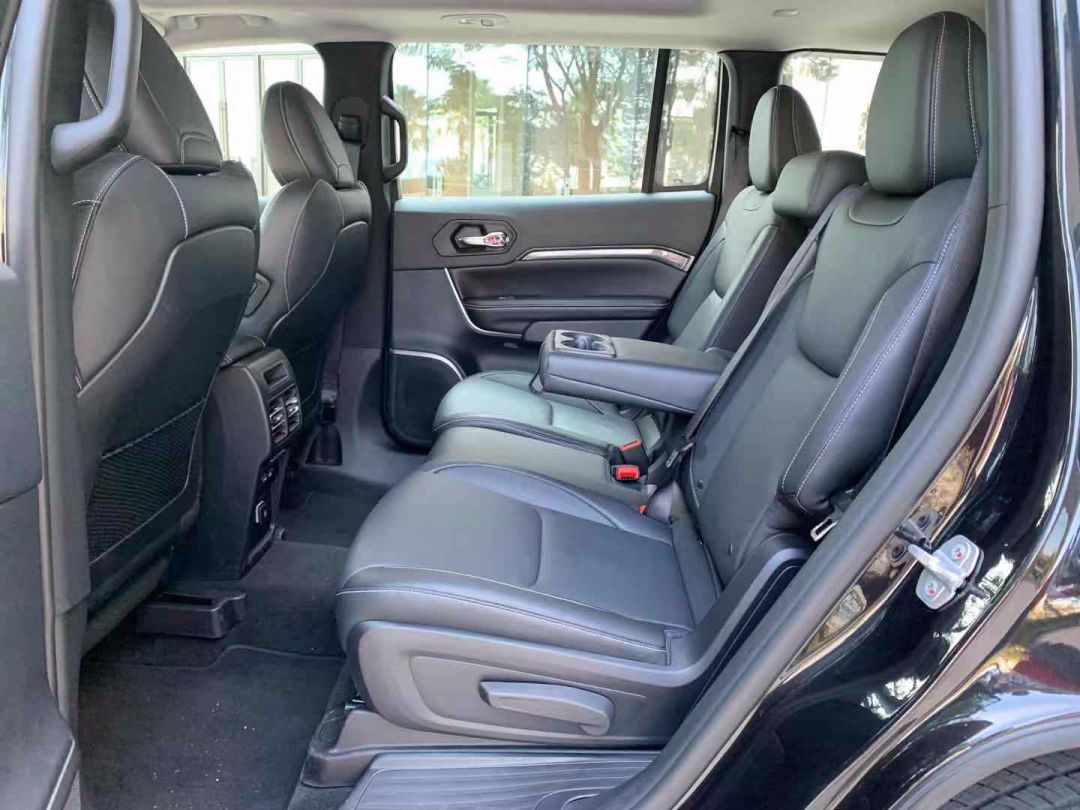 亲身试驾Jeep指挥官PHEV,它真的省油吗?