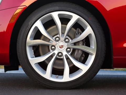 汽车轮胎到底该如何保养？不要等到爆胎再后悔，那就危险了！