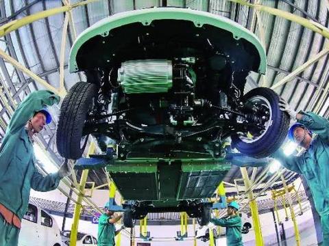 汽车保养时，别在休息室玩手机了，4S店做得这些事你知道吗？