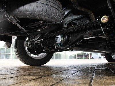 4万就能买到的七座SUV!连续17个月销量过万,全系标配真皮座椅