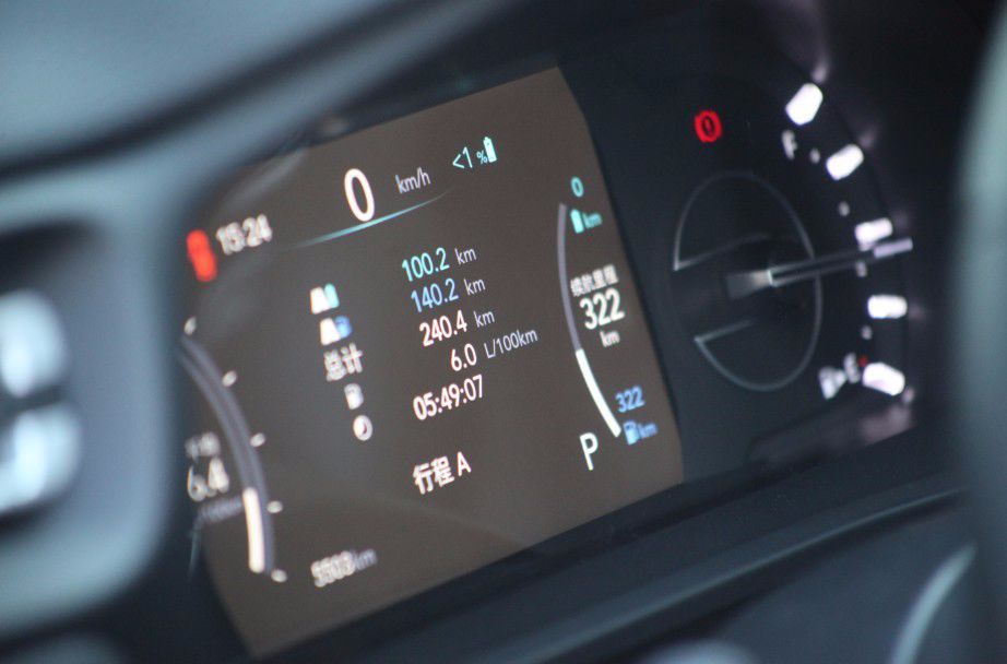 亲身试驾Jeep指挥官PHEV,它真的省油吗?
