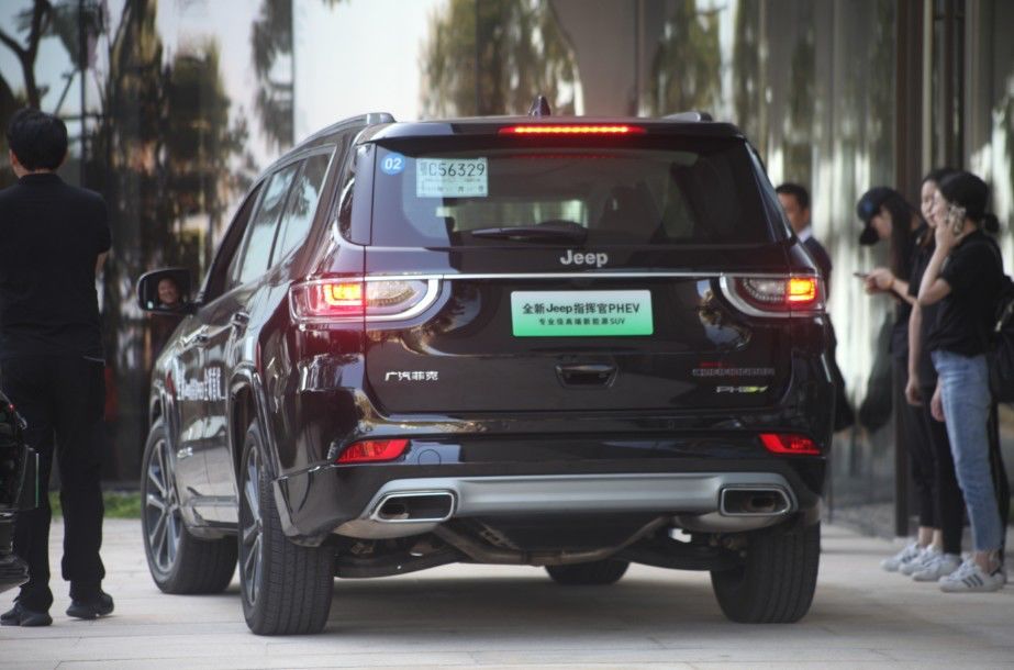 亲身试驾Jeep指挥官PHEV,它真的省油吗?